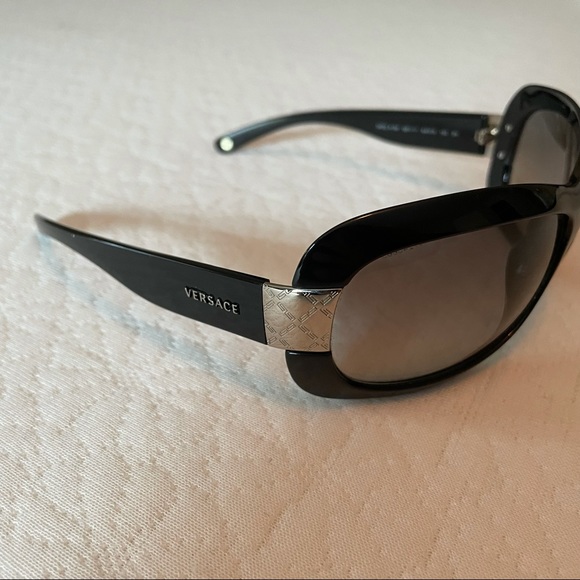 Versace Black Wraparound Sunglasses with Glossy Finish - Picture 4 of 9